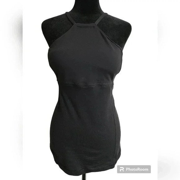 Lululemon flip with no flip tank - Picture 1 of 3